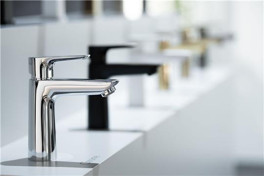Insgesamt erzielte Hansgrohe 2023 einen Umsatz von rund 1,4 Milliarden Euro.