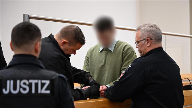 Insgesamt gibt es fünf Anklagepunkte, die dem Mann vorgeworfen werden.