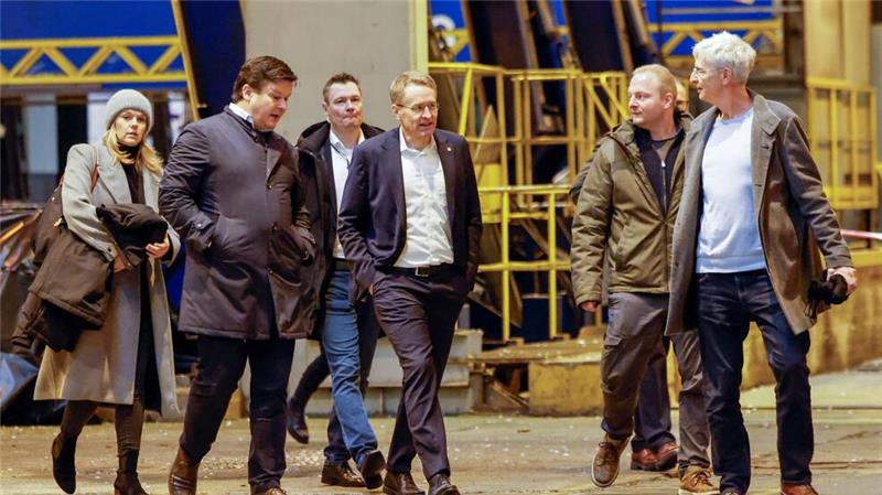 Neue Besitzer für Werften Nobiskrug und FSG gefunden Insolvenzverwalter Christoph Morgen und Ministerpräsident Daniel Günther stellen die neuen Betreiber von FSG und Nobiskrug vor.