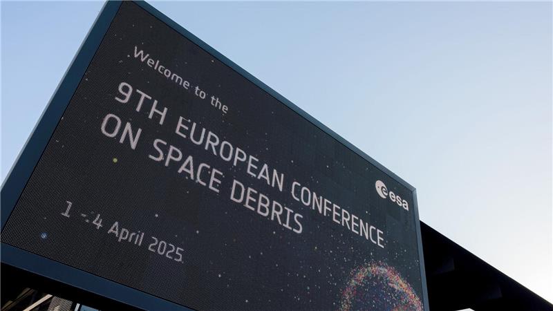 Internationale Experten suchen bis Freitag in Bonn nach Lösungen für das zunehmende Problem des Weltraumschrotts. 