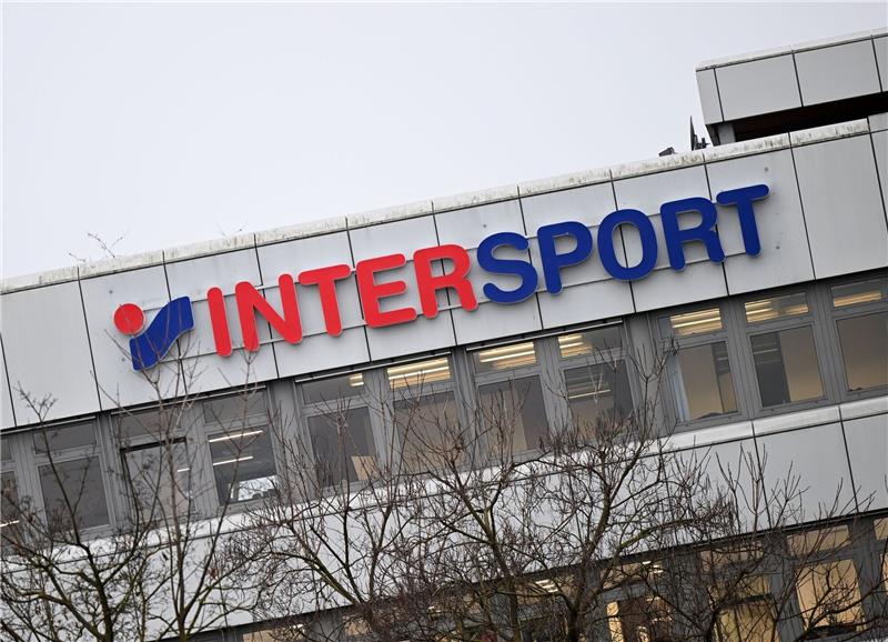 Intersport-Chef hofft auf Verkaufsboom durch Sportevents Intersport hofft 2024 auf gute Geschäfte.