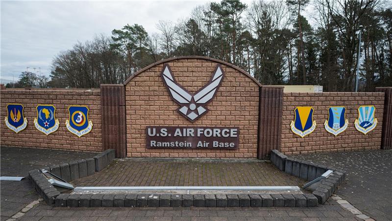 Bundestags-Experten sehen Iran-Krieg als Völkerrechtsverstoß Inwieweit der Luftwaffenstützpunkt Ramstein in Rheinland-Pfalz in die Angriffe verwickelt ist, ist unklar. (Archivbild)