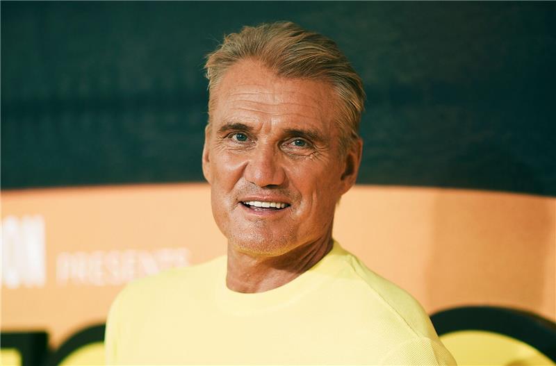 Dolph Lundgren spricht über Krebserkrankung Inzwischen sind die Prognosen besser geworden: Dolph Lundgren kämpft gegen den Krebs.