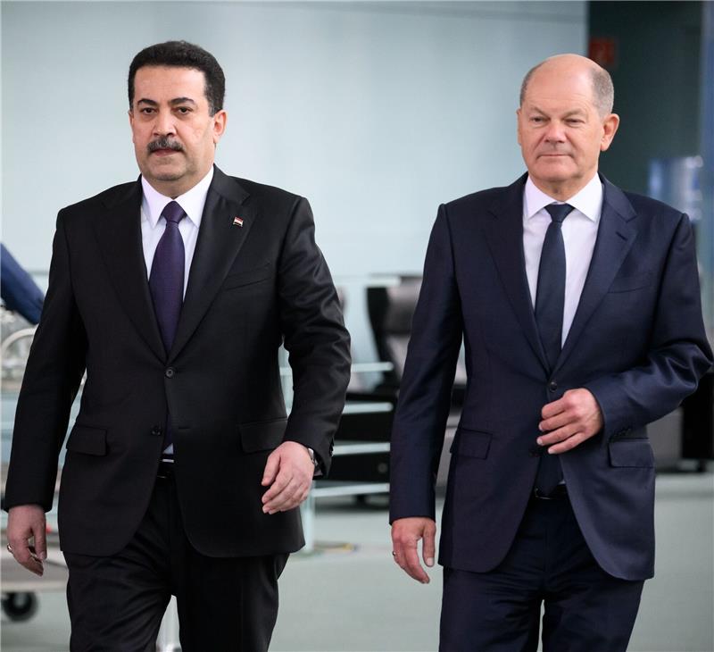 Scholz will Gas aus dem Irak importieren Iraks Regierungschef Mohammed Schia al-Sudani (l) ist zu Gast bei Bundeskanzler Olaf Scholz in Berlin.