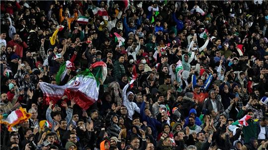 Iran bejubelt die WM-Teilnahme und testet gegen Russland.
