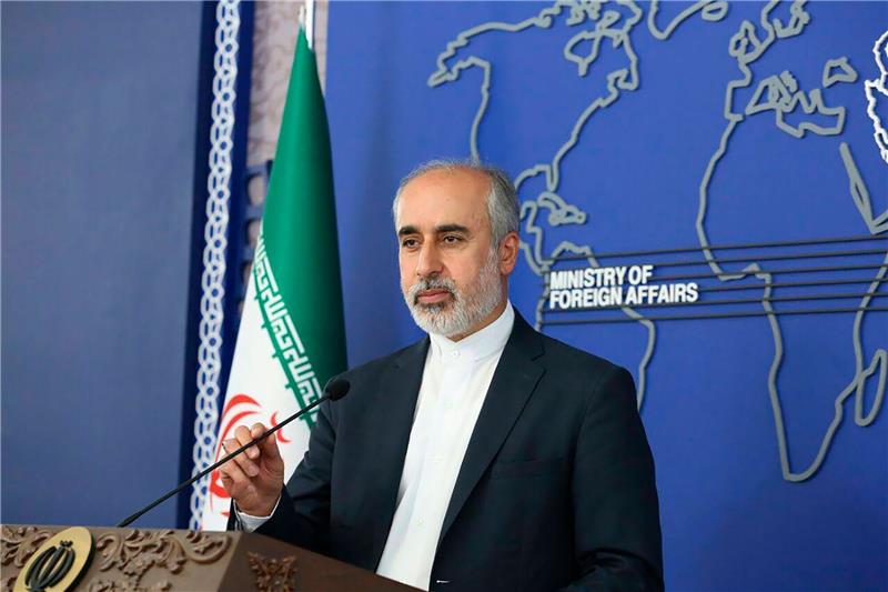 USA und Iran tauschen Gefangene aus Irans Außenamtssprecher Nasser Kanaani bei einer Pressekonferenz in Teheran.