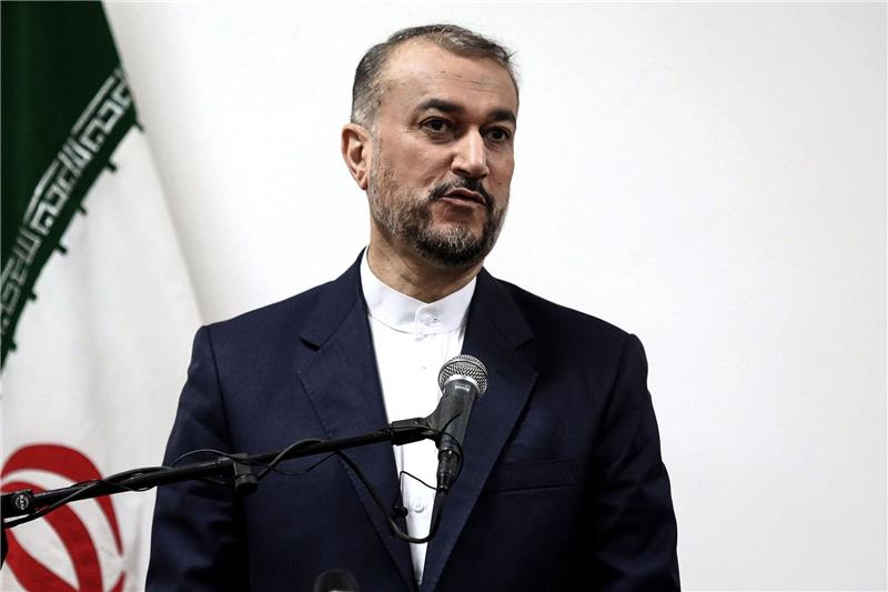 Expertenteam untersucht Angriff auf Militäranlage im Iran Irans Außenminister Hossein Amirabdollahian bezeichnete die Angriffe als feige und zugleich lächerlich.