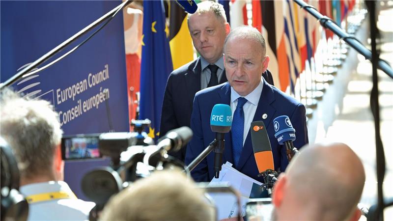 EU gespalten: Wer soll mit Putin reden? Irlands Regierungschef Martin gehört zu den Unterstützern Costas.