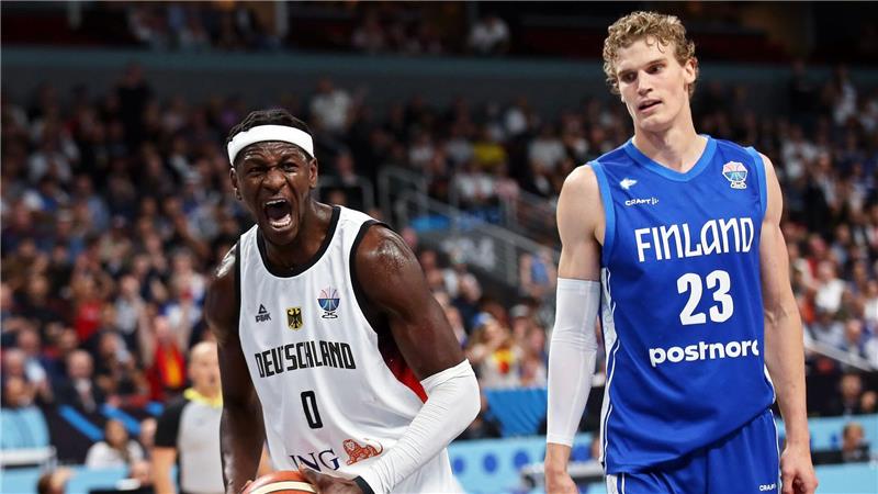 „Sind nicht fertig“: Schröder führt Deutschland ins Finale Isaac Bonga hatte wieder großen Anteil am deutschen Erfolg.