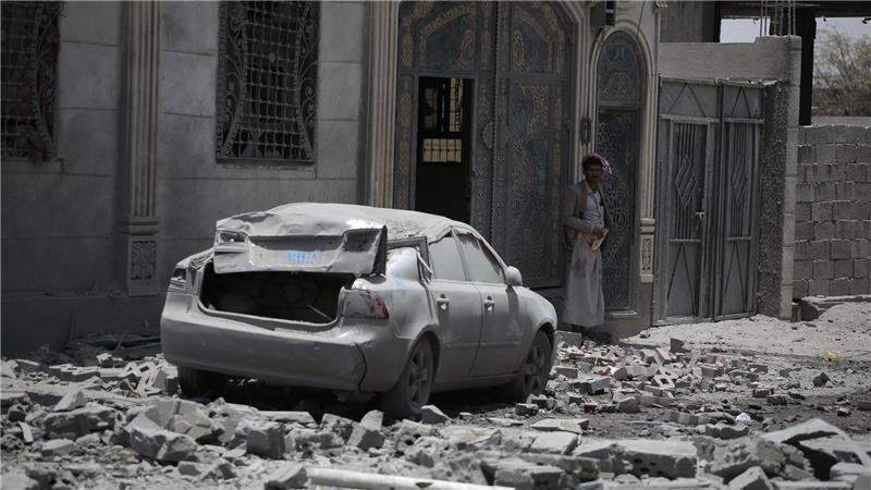 Israel greift nach Flughafen-Angriff im Jemen an Israel greift im Jemen an.