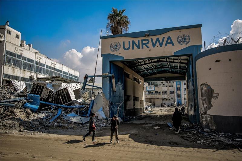 Israel fordert Rücktritt von UNRWA-Chef Israel hat einen weiteren Fund gemacht, der auf eine engere Verbindung des UN-Palästinenserhilfswerks UNRWA und der Hamas hindeuten könnte.