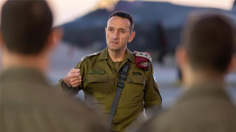 Israel sieht sich nach Worten seines Generalstabschefs Herzi Halevi nach dem Umsturz in Syrien mit einer weiteren Front auf den Golanhöhen konfrontiert.