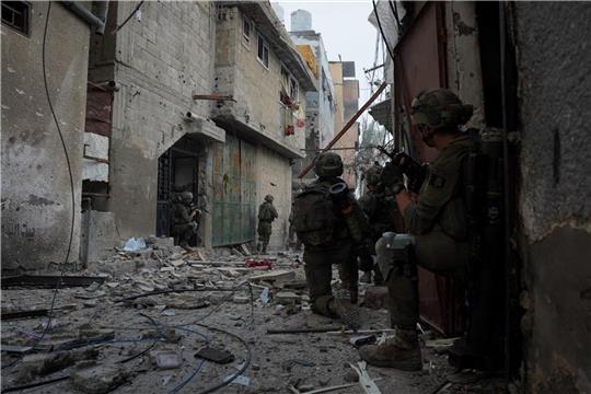 Israel vermutet, dass sich in Chan Junis die Führungsspitze der islamistischen Hamas versteckt hält.