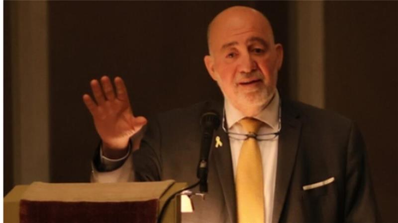 Palästinensischer Protest gegen Ron Prosors Auftritt in Goslar Israels Botschafter Ron Prosor spricht in der Frankenberger Kirche.