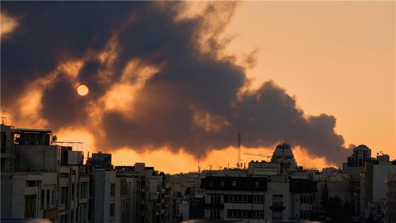 Israels Luftwaffe bombardiert weiterhin Ziele in Irans Hauptstadt Teheran. (Archivbild)