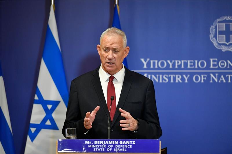 Israel: Anschlag von Arbeiter aus Gaza vereitelt Israels Verteidigungsminister Benny Gantz während einer Pressekonferenz.