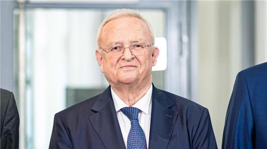 Ist Ex-Volkswagenchef Martin Winterkorn ab Februar wieder fit für einen Prozess? (Archivbild)