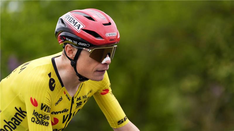 Wieder Horror-Sturz beim Giro - Stork knapp geschlagen Ist der Topfavorit auf den Gesamtsieg: Jonas Vingegaard