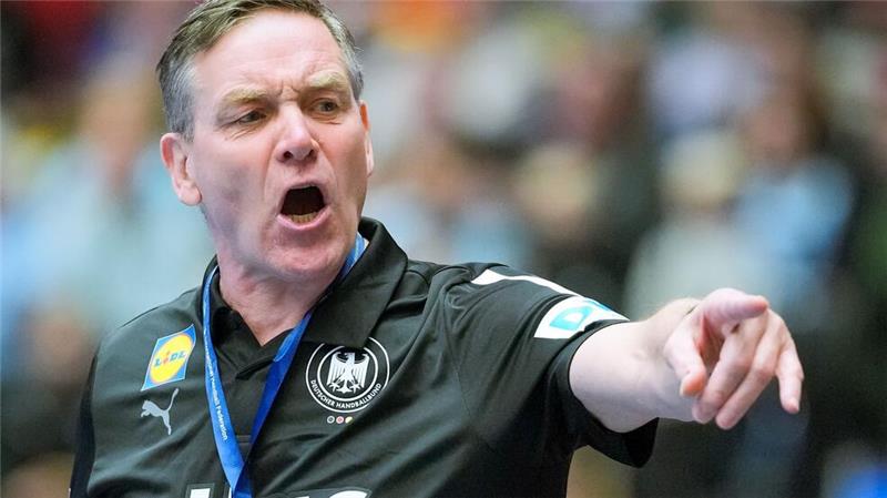 Nur Wolff liefert: Handballer noch nicht im WM-Flow Ist mit den bisherigen WM-Leistungen der deutschen Handballer nicht zufrieden: Bundestrainer Alfred Gislason.