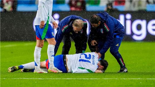 Italien am Boden: Das Team um Alessandro Bastoni muss schon wieder um die WM-Qualifikation bangen.