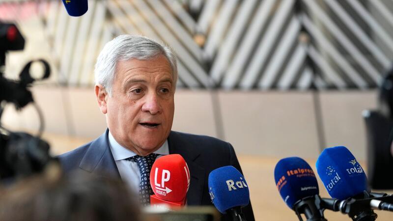 Italiens Außenminister Antonio Tajani sagte, nach 13 Jahren müsse die EU ihre Syrien-Politik an die „Entwicklung der Situation“ anpassen. (Foto: Archiv)
