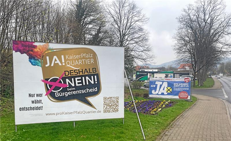 Faktencheck der Verwaltung zum Goslarer Bürgerentscheid Ja oder Nein – die Wahlplakate machen es deutlich: Beim ersten Bürgerentscheid in der Goslarer Stadtgeschichte gibt es am kommenden Sonntag nur diese beiden Möglichkeiten, sein Kreuz bei der Wahl zu setzen. Foto: Heine