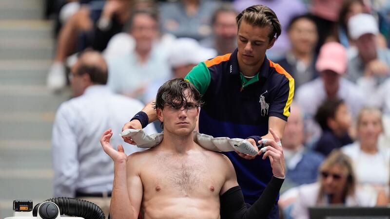 Halbfinal-Dramen: Fritz jubelt, Draper spricht über Ängste Jack Draper ging es während des US-Open-Halbfinals nicht gut.