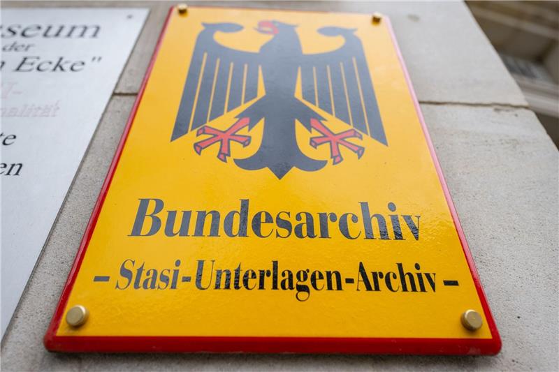 Jährlich werden immer noch rund 30.000 Anträge auf Einsicht in Stasi-Akten gestellt.
