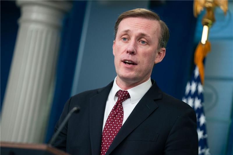 Auch US-Regierung kündigt neue Sanktionen gegen den Iran an Jake Sullivan, Nationaler Sicherheitsberater der USA, teilt mit, dass die USA nach dem iranischen Angriff auf Israel neue Sanktionen gegen den Iran verhängen werden.