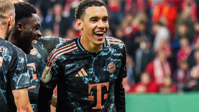 Jamal Musiala erzielte beim 4:0-Sieg des FC Bayern in Mainz drei Tore.
