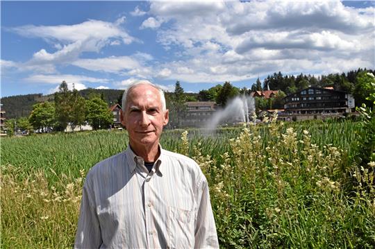 James Pelosi (71) liebt Hahnenklee und trainiert hier 77 Tage lang für seinen Marsch durch Südkorea.  Foto: Hartmann