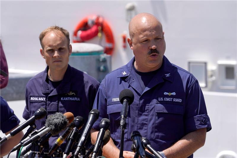 Hoffnung auf Überleben von „Titanic”-Abenteurern schwindet Jamie Frederick ist bei der Suche nach dem Tauchboot der Koordinator der US-Küstenwache.