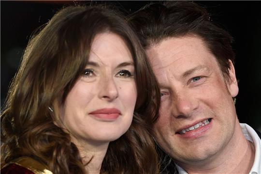 Jamie Oliver und seine Frau Jools haben sich noch einmal getraut.