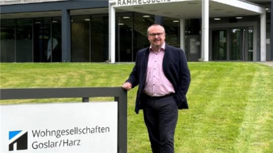 Jan-Hendrik Fischer ist seit 2021 Geschäftsführer der Wohngesellschaften Goslar/Harz.