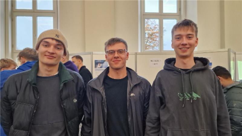 Warum finden Studenten aus aller Welt die TU Clausthal so toll? Jan Nick Warnecke (v.l.) Moritz Docthorn und Johannes Adom studieren Sportingenieurwesen im ersten Semester und haben sich an der TU Clausthal kennengelernt.