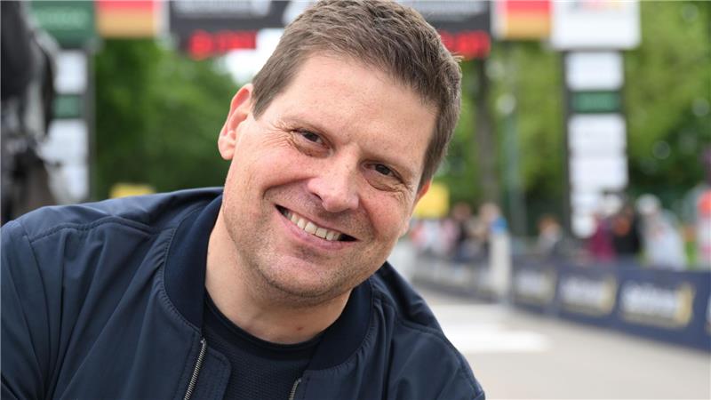 Nach Unfall: Jan Ullrich meldet sich aus dem Krankenbett Jan Ullrich ist bei einem Unfall verletzt worden.