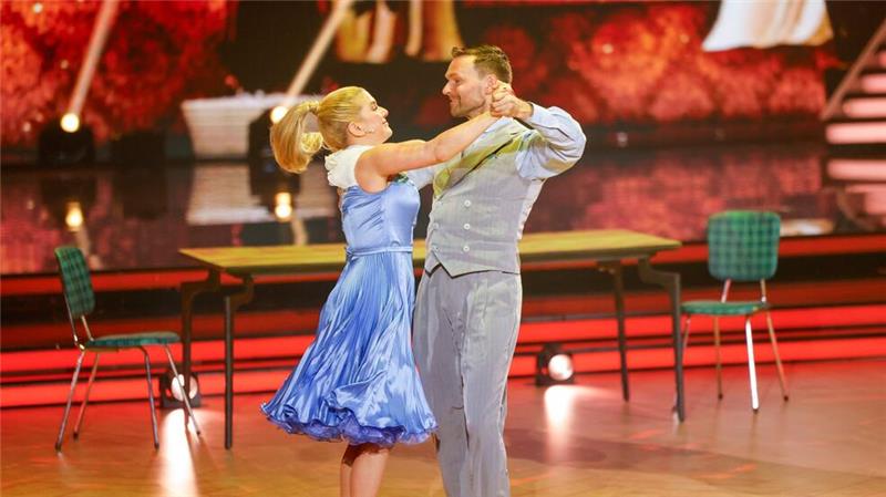 Krankenstand bei „Let’s Dance“ steigt: Auch Biedermann fehlt Jeanette Biedermann wollte so gerne tanzen - fällt nun aber aus bei „Let’s Dance“.