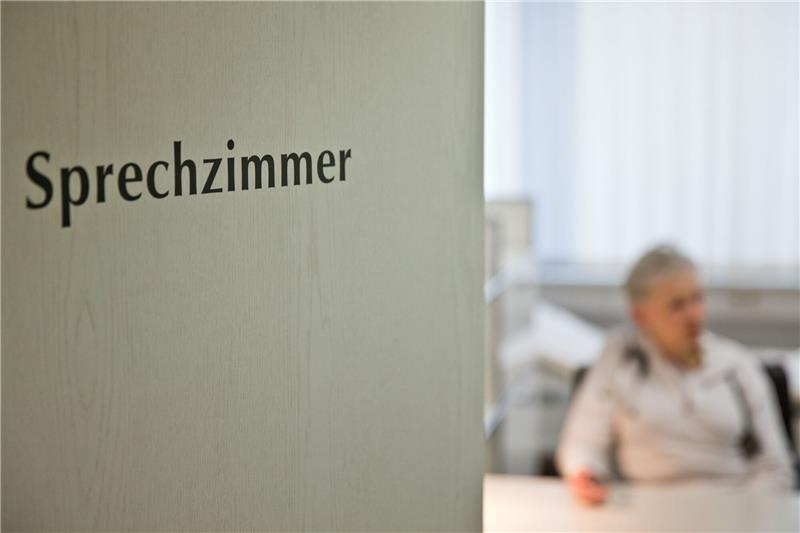 Behandlungsfehler: 84 Todesfälle und 2700 Gesundheitsschäden Jedes vierte Gutachten kam laut Gutachter der Krankenkassen zu dem Schluss, dass ein Behandlungsfehler vorlag.