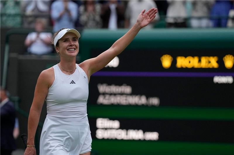 Siegen für die Ukraine: Switolinas Mission in Wimbledon Jelina Switolina feiert ihren Sieg.