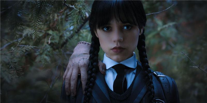 Netflix-Hit „Wednesday” knackt die Milliardenmarke Jenna Ortega als Wednesday Addams. Der Streaming-Hit «Wednesday» hat eine eindrucksvolle Marke geknackt.