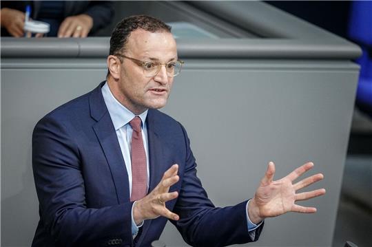 Jens Spahn (CDU) will schärfere finanzielle Sanktionen für Bürgergeldbezieher, die eine Arbeitstätigkeit ablehnen.