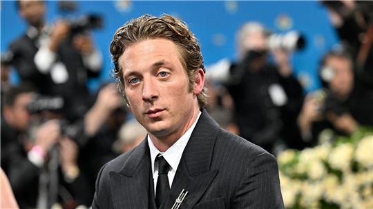 Jeremy Allen White ist im Kino bald als Bruce Springsteen zu sehen (Archivbild). 