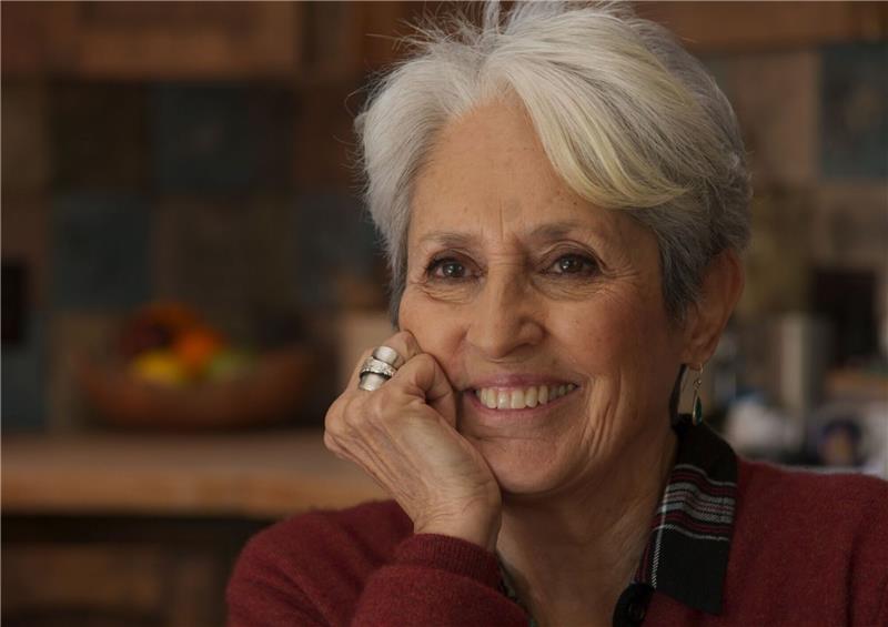 Die Filmstarts der Woche Joan Baez in einer Szene des Films "Joan Baez I Am A Noise".