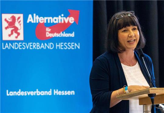 Joana Cotar hält in der AfD «die Opportunisten, die für Mandate ihre Überzeugungen aufgeben, sich kaufen lassen und morgen das Gegenteil dessen vertreten, für das sie heute noch stehen» für problematisch, wie sie sagt.