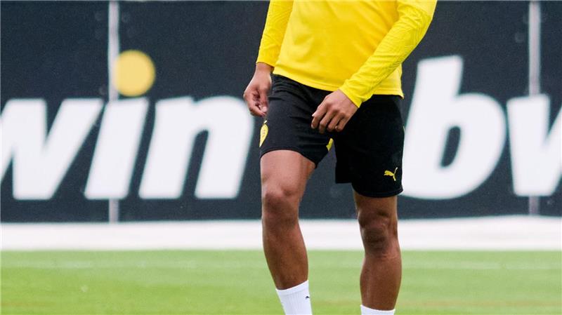 63 Spiele und 1 Milliarde Euro: Das Wichtigste zur Club-WM Jobe Bellingham, hier beim ersten Training in Dortmund, wird bei der Club-WM erstmals für den BVB auflaufen.