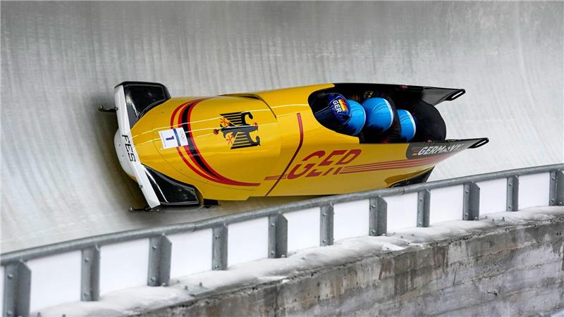Johannes Lochner (Pilot), Thorsten Margis, Jörn Wenzel und Georg Fleischhauer holen sich Gold im Viererbob. 