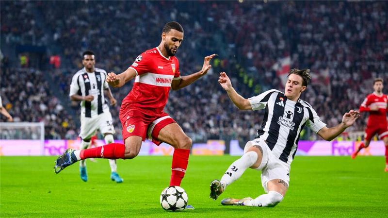 Josha Vagnoman (l.) und der VfB Stuttgart zeigten in Turin eine starke Vorstellung.