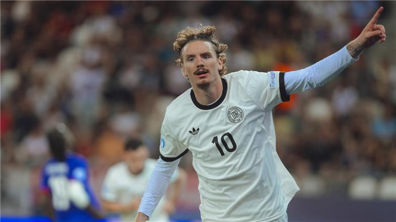 Medien: Shootingstar Woltemade will zum FC Bayern Jubelt Nick Woltemade bald im Trikot des FC Bayern?