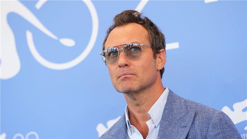 Jude Law: Keine Angst vor Putin Jude Law bei seiner Ankunft in Venedig.