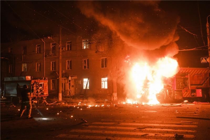 Krieg gegen die Ukraine: So ist die Lage Jüngste russische Angriffe auf Charkiw haben schwere Zerstörungen angerichtet und unter anderem die Stromversorgung zum Erliegen gebracht.